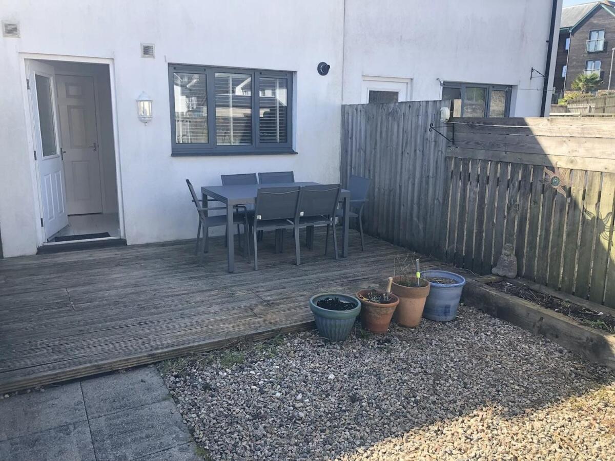 Comfortable Home W Private Parking Charlestown Чарлстаун Екстериор снимка