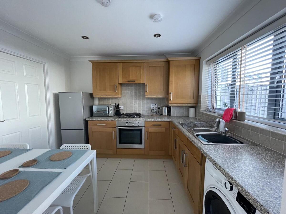 Comfortable Home W Private Parking Charlestown Чарлстаун Екстериор снимка